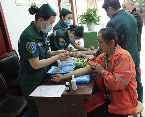 好醫(yī)生第一醫(yī)院為環(huán)衛(wèi)工人免費(fèi)體檢